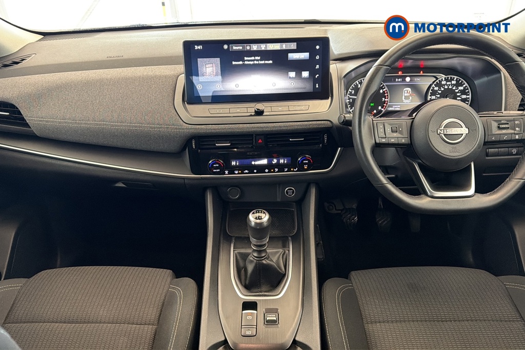 Nissan Qashqai Acenta Premium Manual Petrol SUV - Stock Number (1690308) - 1st supplementary image