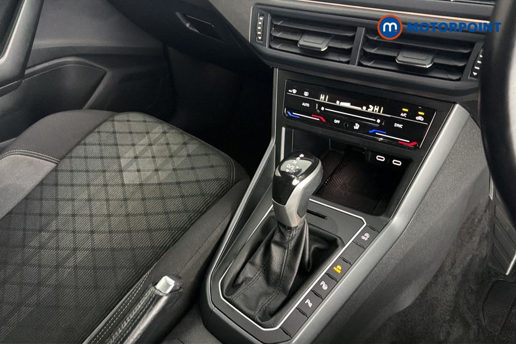Volkswagen Taigo R-Line Automatic Petrol SUV - Stock Number (1690979) - 15th supplementary image
