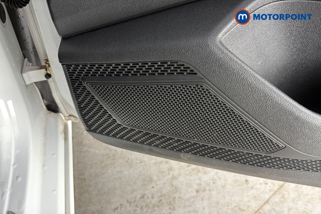 Volkswagen Taigo R-Line Automatic Petrol SUV - Stock Number (1690979) - 21st supplementary image
