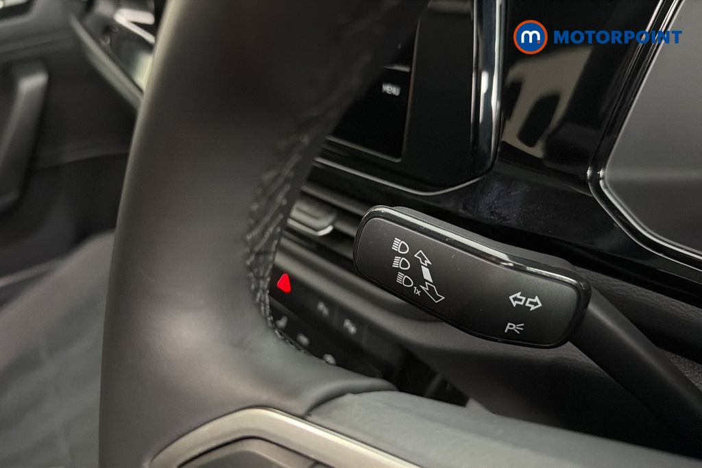 Volkswagen T-Roc Style Design Manual Petrol SUV - Stock Number (1691242) - 5th supplementary image