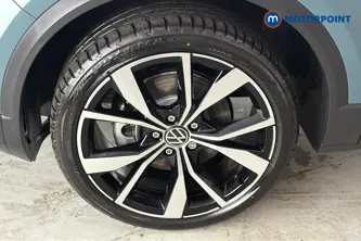 Volkswagen T-Roc Style Design Manual Petrol SUV - Stock Number (1691242) - 44th supplementary image