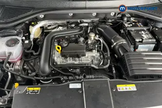Volkswagen T-Roc Style Design Manual Petrol SUV - Stock Number (1691242) - 48th supplementary image