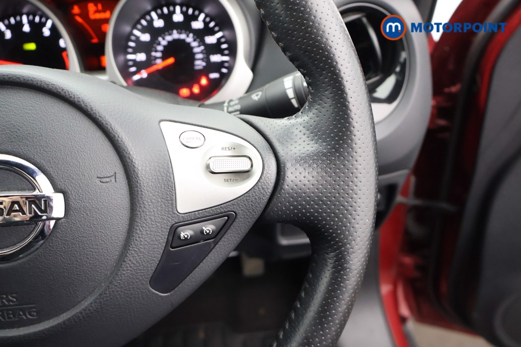 Nissan Juke N-Connecta Automatic Petrol SUV - Stock Number (1651107) - 7th supplementary image
