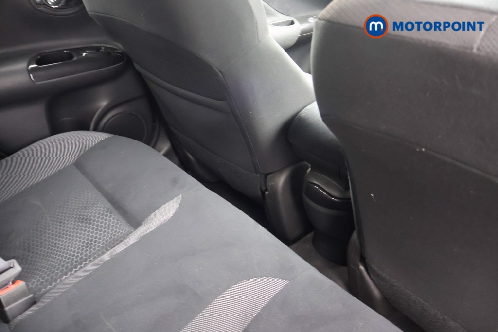 Nissan Juke N-Connecta Automatic Petrol SUV - Stock Number (1651107) - 26th supplementary image