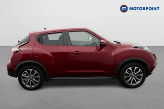Nissan Juke N-Connecta Automatic Petrol SUV - Stock Number (1651107) - Drivers side