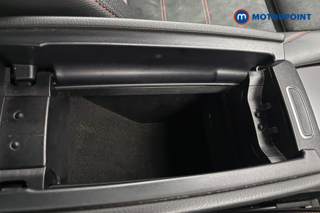 Mercedes-Benz A Class Amg Line Automatic Petrol Hatchback - Stock Number (1660805) - 38th supplementary image