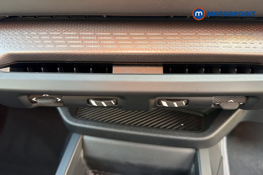 BMW 1 Series M Sport Automatic Petrol Hatchback - Stock Number (1673609) - 12th supplementary image