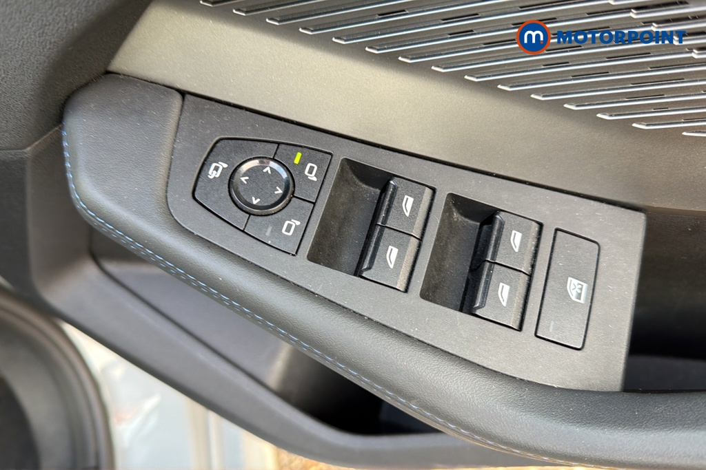 BMW 1 Series M Sport Automatic Petrol Hatchback - Stock Number (1673609) - 19th supplementary image