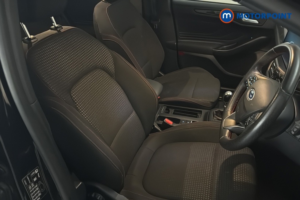 Ford Focus St-Line Manual Petrol Estate - Stock Number (1676874) - 22nd supplementary image