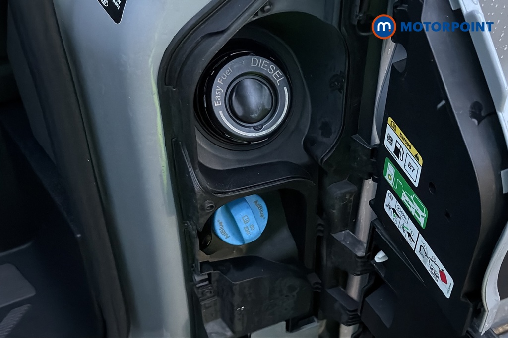 Ford Transit Limited Automatic Diesel Medium Roof Van - Stock Number (1677750) - 41st supplementary image