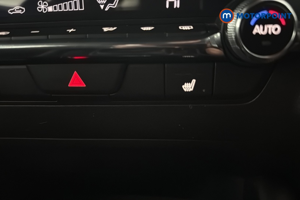 Mazda 3 Exclusive-Line Manual Petrol Hatchback - Stock Number (1677872) - 14th supplementary image