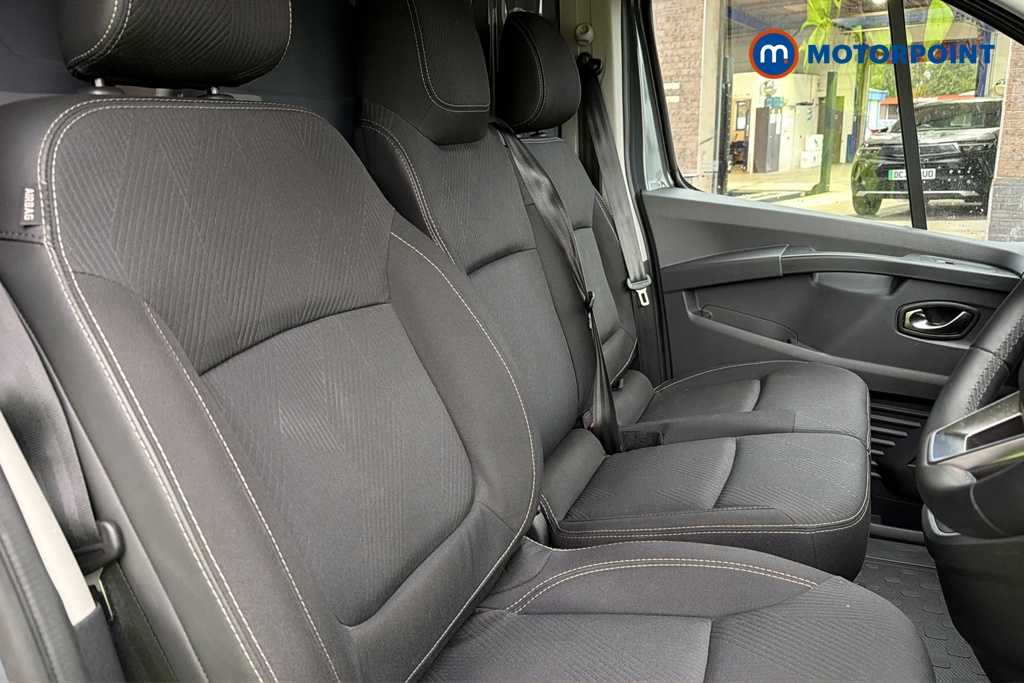 Renault Trafic Extra Sport Automatic Diesel Panel Van - Stock Number (1679156) - 22nd supplementary image