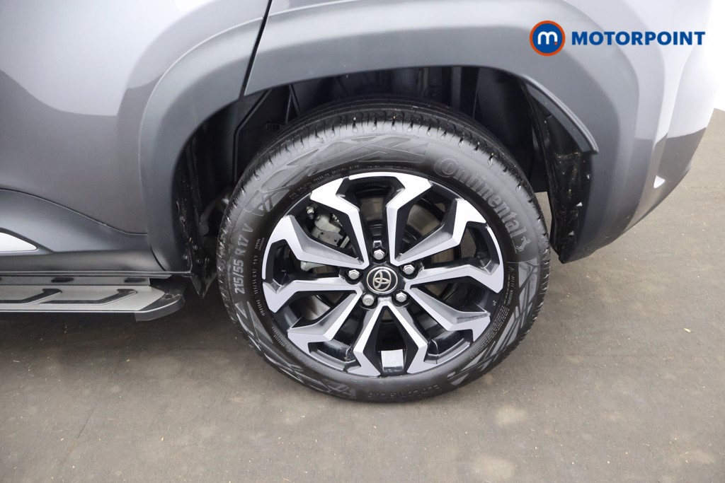Toyota Yaris Cross Design Automatic Petrol-Electric Hybrid Estate - Stock Number (1680849) - 2nd supplementary image