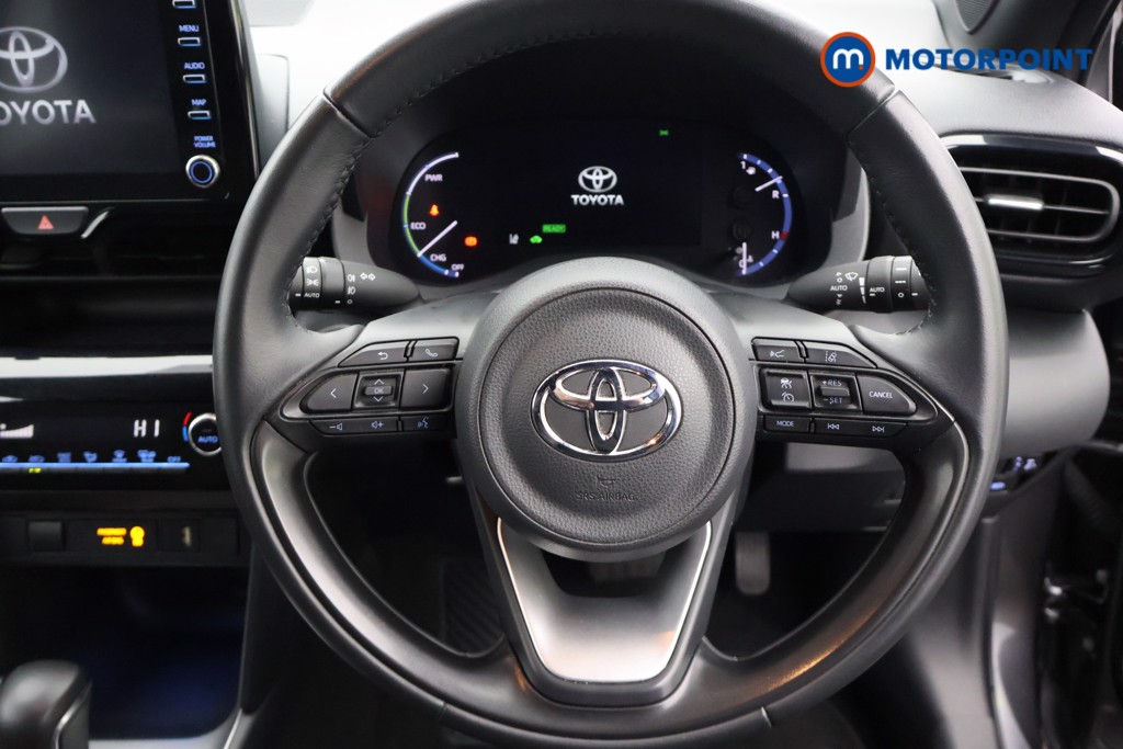 Toyota Yaris Cross Design Automatic Petrol-Electric Hybrid Estate - Stock Number (1680849) - 5th supplementary image