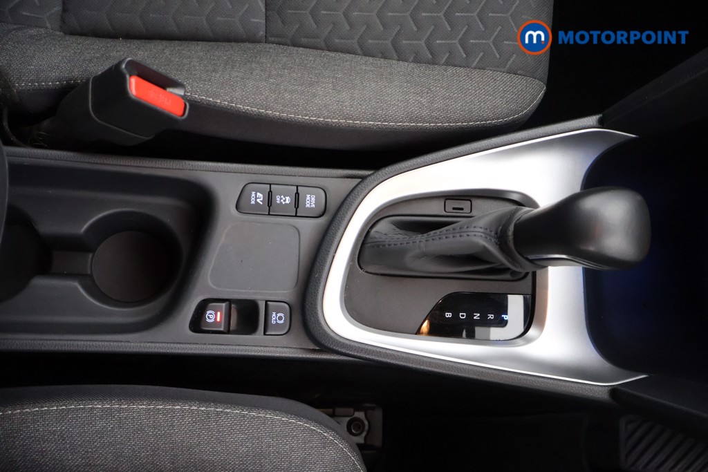 Toyota Yaris Cross Design Automatic Petrol-Electric Hybrid Estate - Stock Number (1680849) - 14th supplementary image