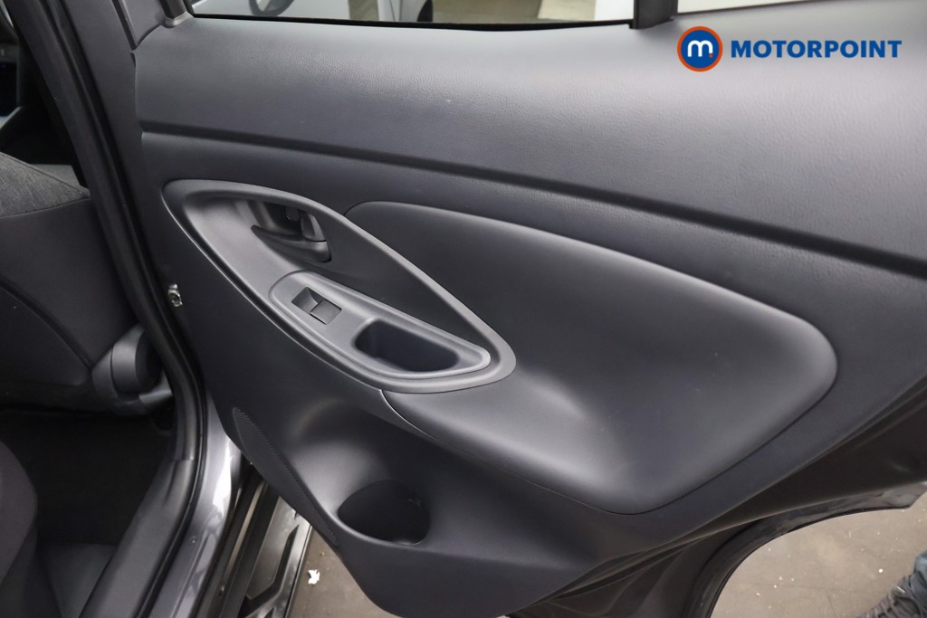 Toyota Yaris Cross Design Automatic Petrol-Electric Hybrid Estate - Stock Number (1680849) - 24th supplementary image