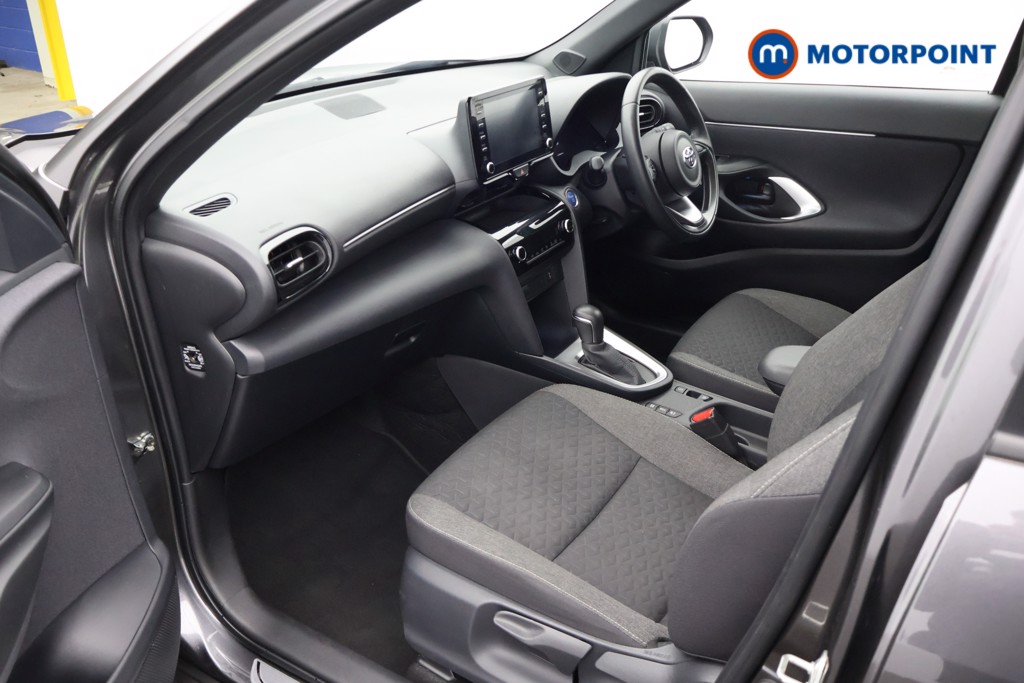 Toyota Yaris Cross Design Automatic Petrol-Electric Hybrid Estate - Stock Number (1680849) - 31st supplementary image
