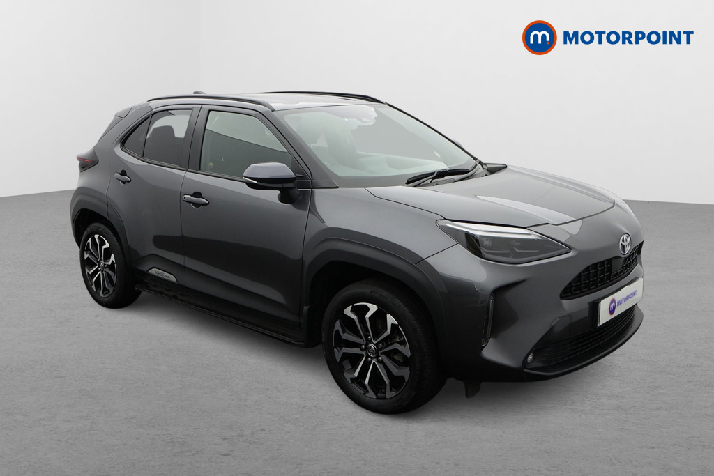 Toyota Yaris Cross Design Automatic Petrol-Electric Hybrid Estate - Stock Number (1680849) - Drivers side front corner