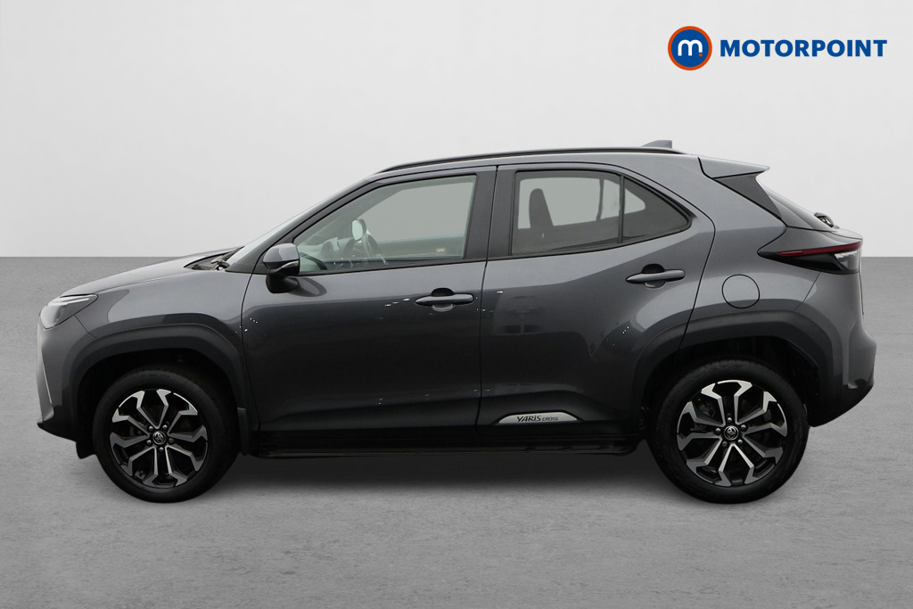 Toyota Yaris Cross Design Automatic Petrol-Electric Hybrid Estate - Stock Number (1680849) - Passenger side