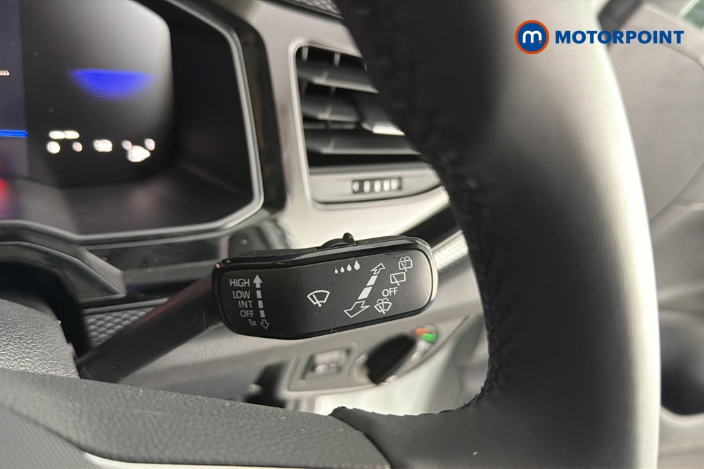 Volkswagen Polo Life Manual Petrol Hatchback - Stock Number (1682356) - 6th supplementary image