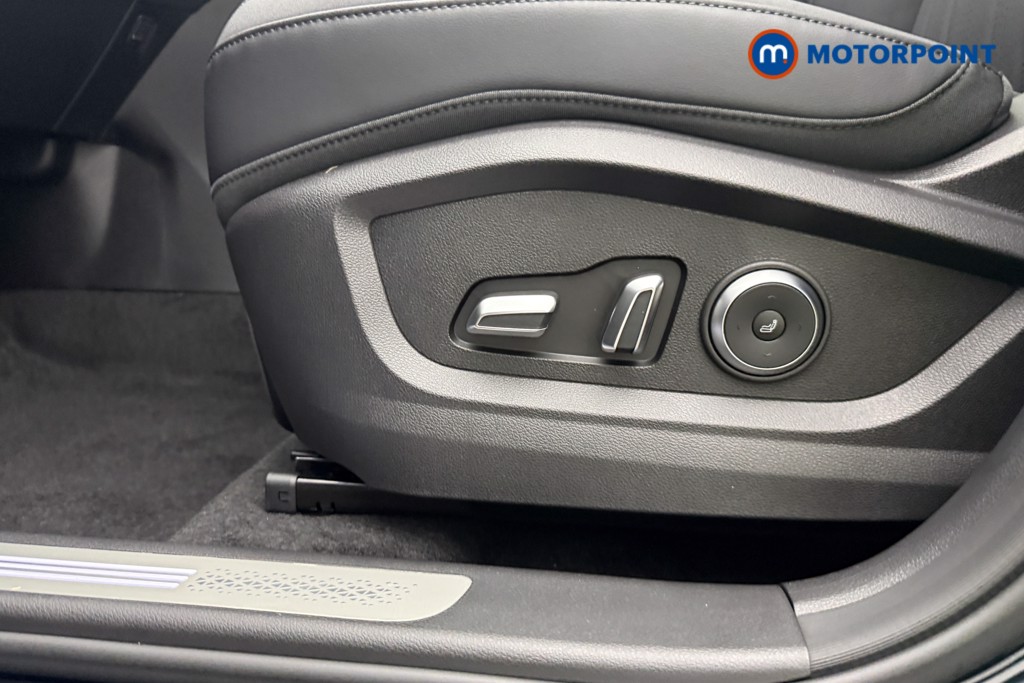 Chery Tiggo 8 Summit Automatic Petrol Plug-In Hybrid SUV - Stock Number (1682724) - 36th supplementary image