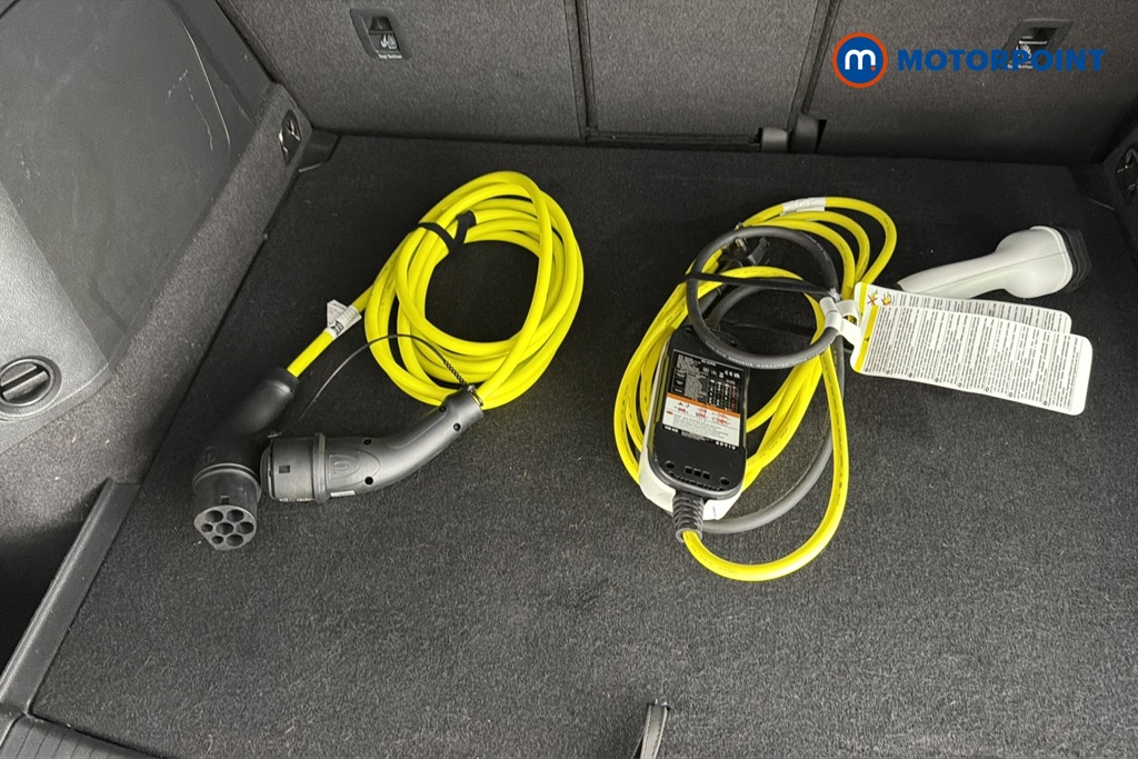 Volkswagen Tiguan Elegance Automatic Petrol Plug-In Hybrid SUV - Stock Number (1683113) - 34th supplementary image