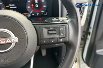Nissan X-Trail N-Connecta Automatic Petrol-Electric Hybrid SUV - Stock Number (1683244) - 3rd supplementary image
