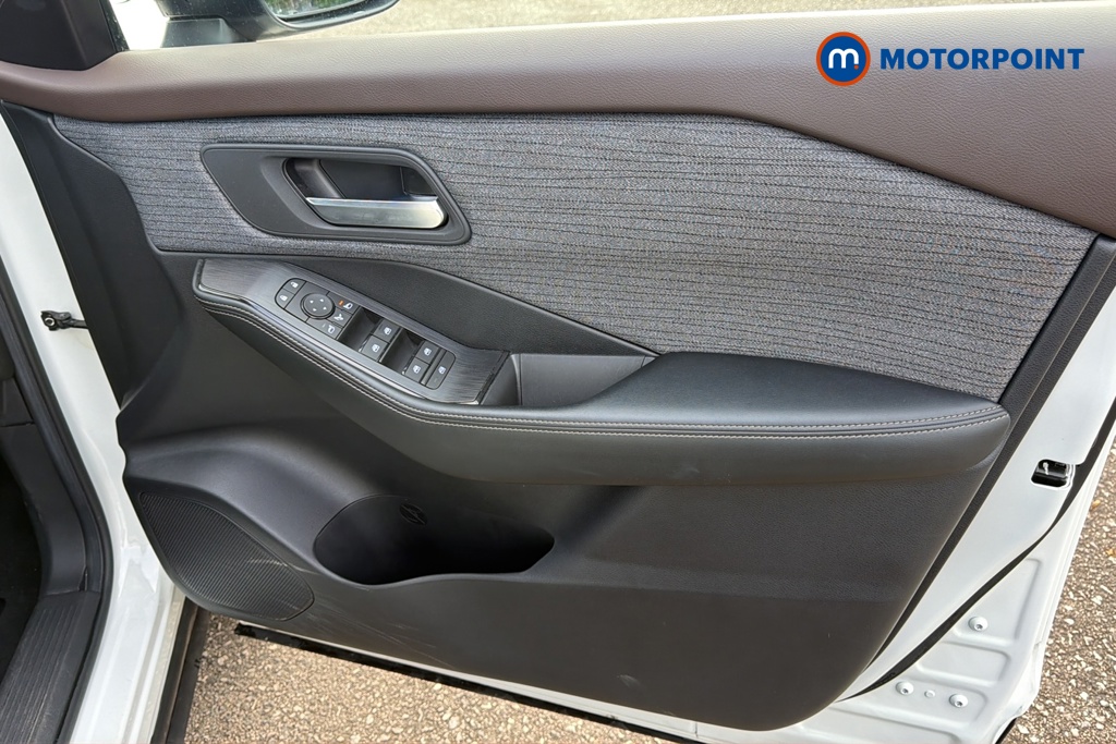 Nissan X-Trail N-Connecta Automatic Petrol-Electric Hybrid SUV - Stock Number (1683244) - 18th supplementary image