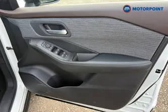 Nissan X-Trail N-Connecta Automatic Petrol-Electric Hybrid SUV - Stock Number (1683244) - 18th supplementary image
