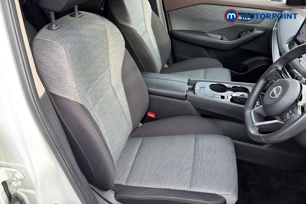 Nissan X-Trail N-Connecta Automatic Petrol-Electric Hybrid SUV - Stock Number (1683244) - 22nd supplementary image