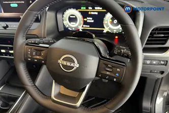 Nissan Qashqai N-Connecta Manual Petrol SUV - Stock Number (1683483) - 2nd supplementary image