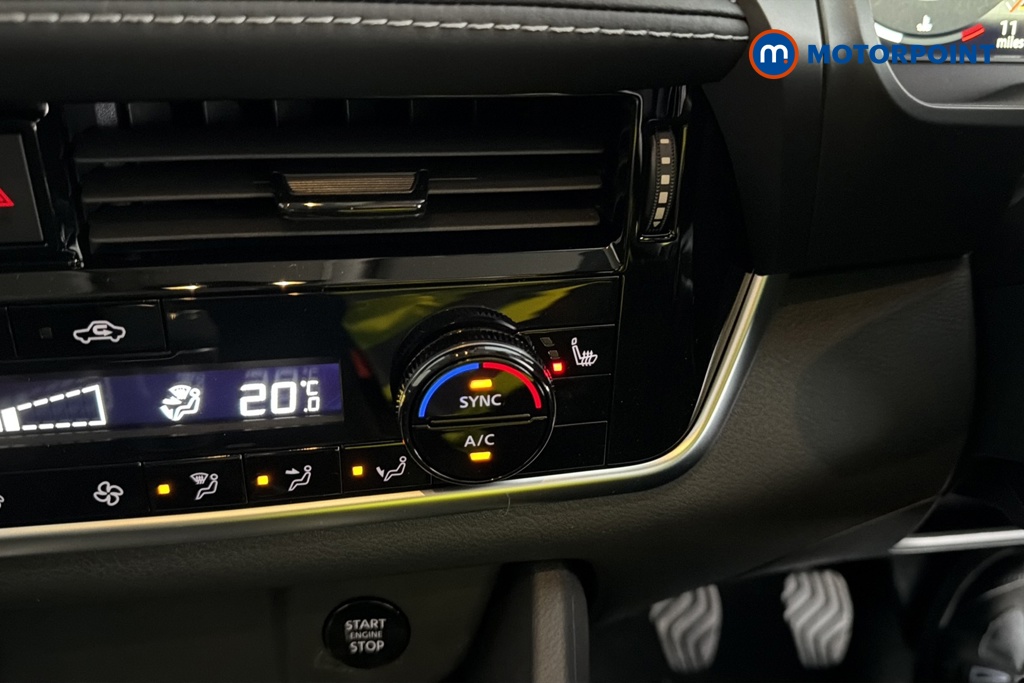 Nissan Qashqai N-Connecta Manual Petrol SUV - Stock Number (1683483) - 14th supplementary image