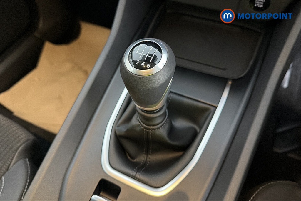 Nissan Qashqai N-Connecta Manual Petrol SUV - Stock Number (1683483) - 15th supplementary image