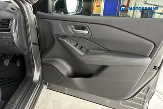 Nissan Qashqai N-Connecta Manual Petrol SUV - Stock Number (1683483) - 18th supplementary image