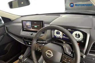 Nissan Qashqai N-Connecta Manual Petrol SUV - Stock Number (1683483) - 1st supplementary image