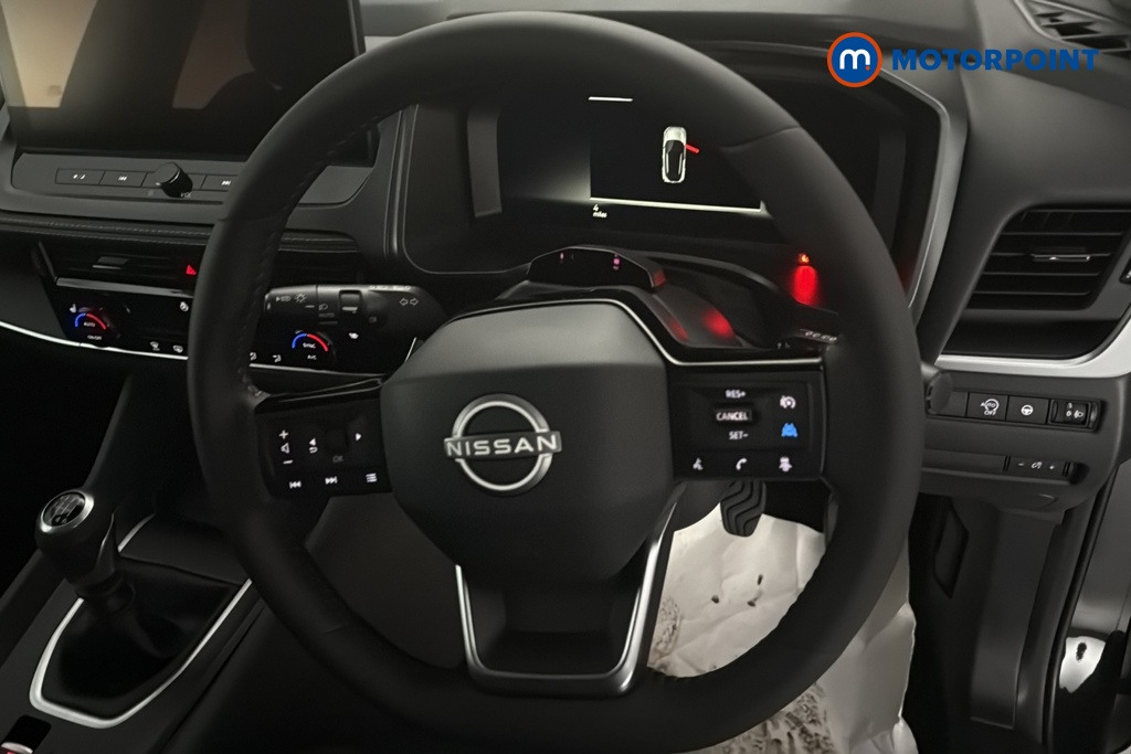 Nissan Qashqai N-Connecta Manual Petrol SUV - Stock Number (1683484) - 2nd supplementary image