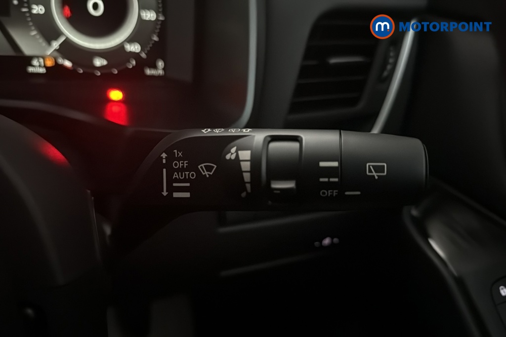 Nissan Qashqai N-Connecta Manual Petrol SUV - Stock Number (1683484) - 6th supplementary image