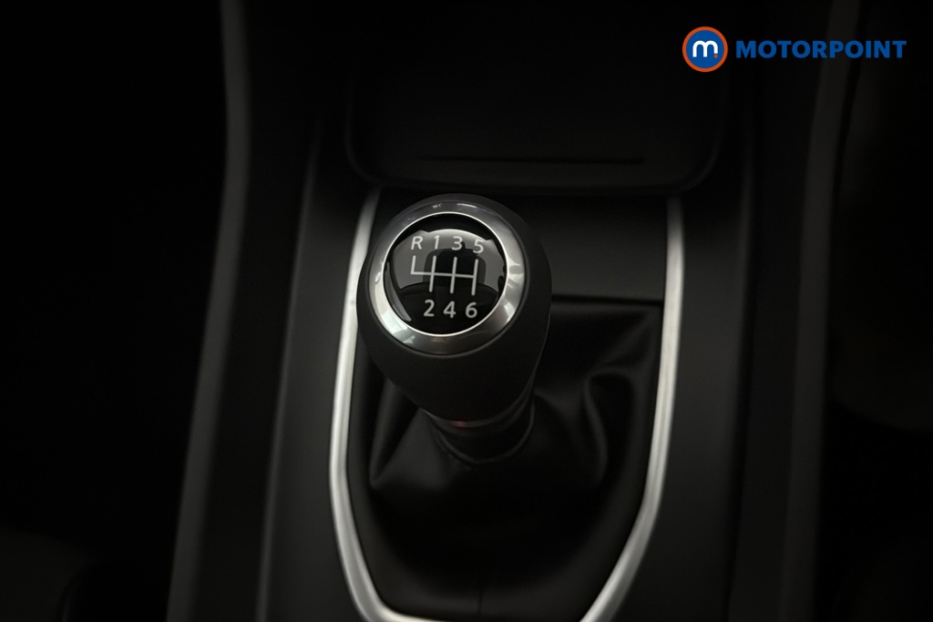 Nissan Qashqai N-Connecta Manual Petrol SUV - Stock Number (1683484) - 15th supplementary image