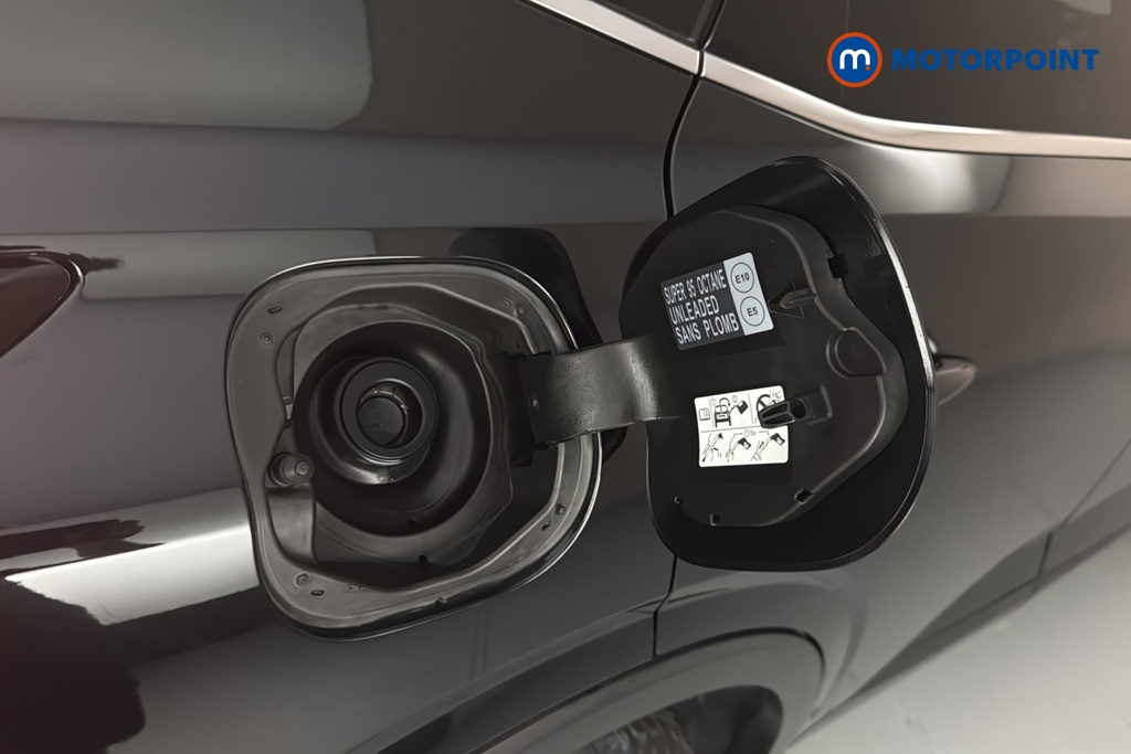 Nissan Qashqai N-Connecta Manual Petrol SUV - Stock Number (1683484) - 41st supplementary image