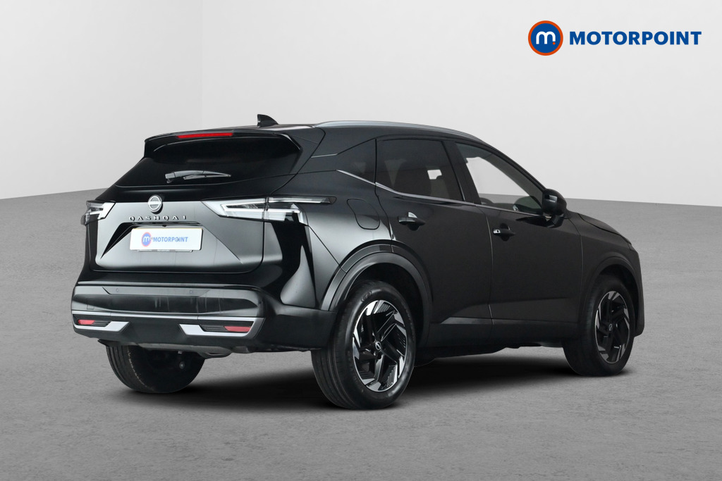 Nissan Qashqai N-Connecta Manual Petrol SUV - Stock Number (1683484) - Passenger side rear corner