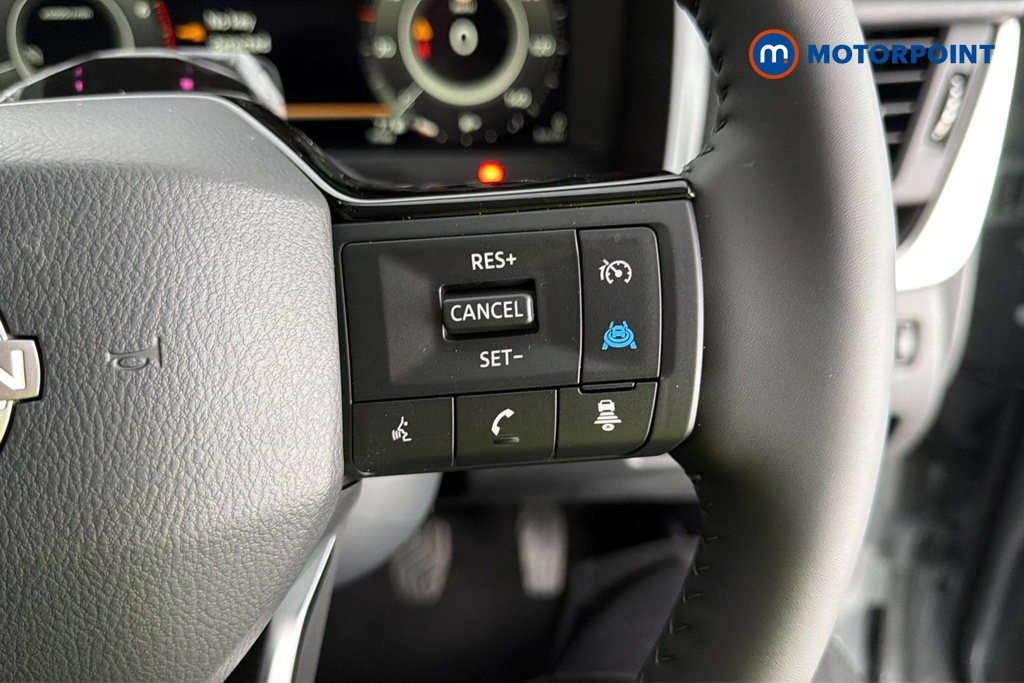 Nissan Qashqai N-Connecta Manual Petrol SUV - Stock Number (1683486) - 3rd supplementary image