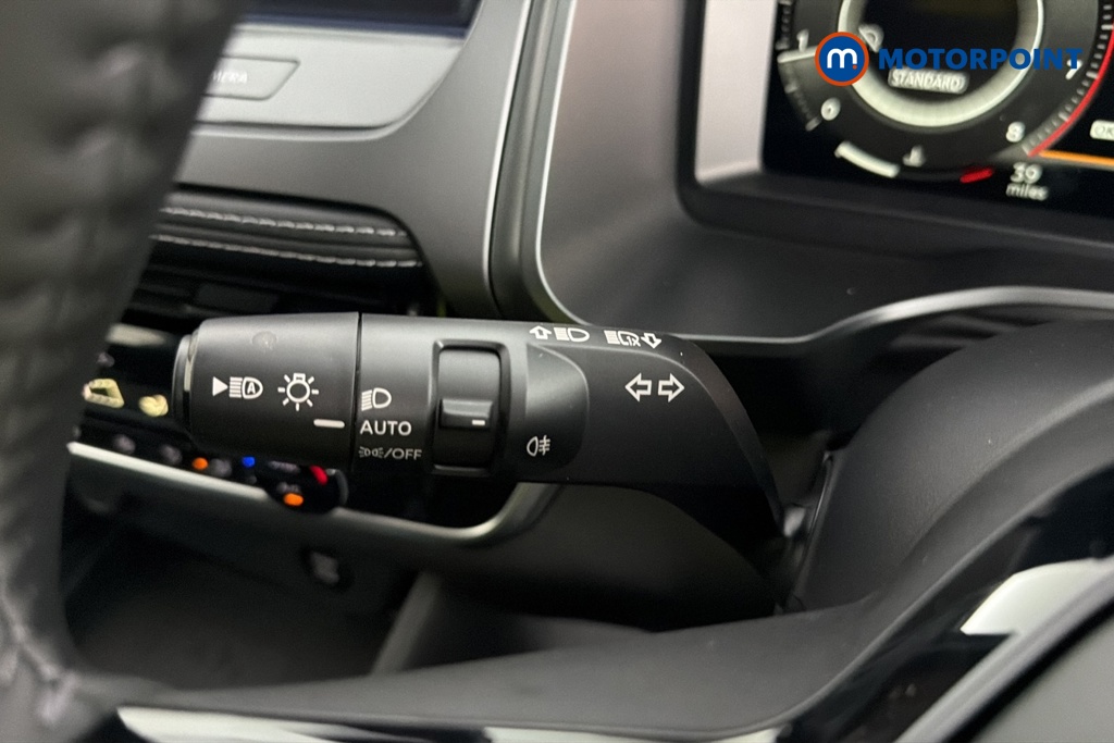 Nissan Qashqai N-Connecta Manual Petrol SUV - Stock Number (1683486) - 11th supplementary image