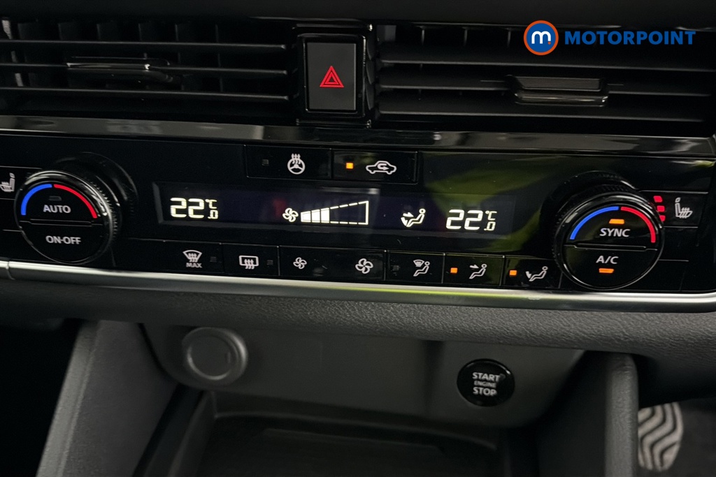 Nissan Qashqai N-Connecta Manual Petrol SUV - Stock Number (1683486) - 12th supplementary image