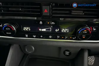 Nissan Qashqai N-Connecta Manual Petrol SUV - Stock Number (1683486) - 12th supplementary image