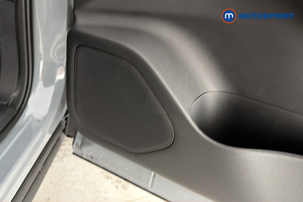 Nissan Qashqai N-Connecta Manual Petrol SUV - Stock Number (1683486) - 21st supplementary image