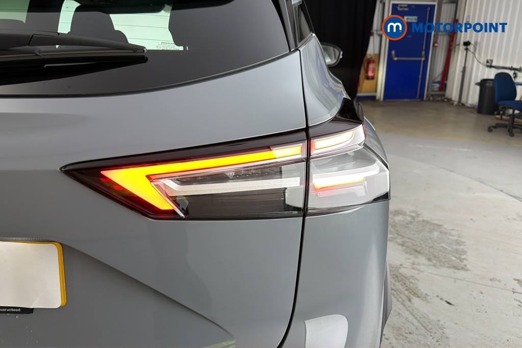 Nissan Qashqai N-Connecta Manual Petrol SUV - Stock Number (1683486) - 36th supplementary image