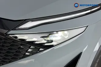 Nissan Qashqai N-Connecta Manual Petrol SUV - Stock Number (1683486) - 42nd supplementary image