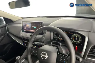 Nissan Qashqai N-Connecta Manual Petrol SUV - Stock Number (1683486) - 1st supplementary image