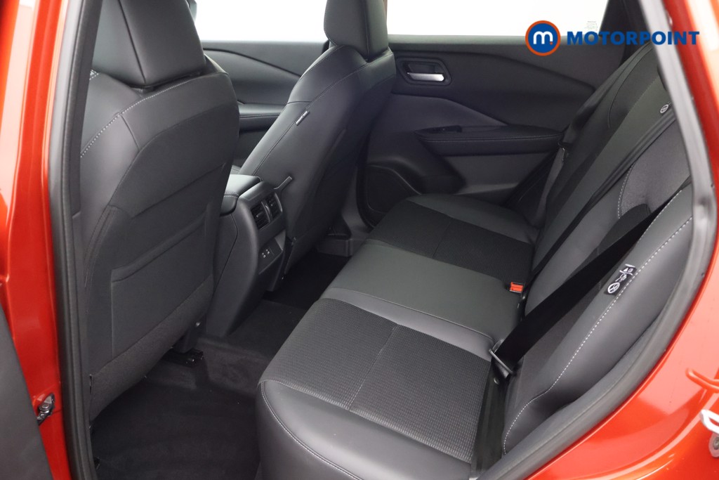 Nissan Qashqai N-Connecta Manual Petrol SUV - Stock Number (1683492) - 28th supplementary image