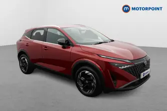 Nissan Qashqai N-Connecta Manual Petrol SUV - Stock Number (1683492) - Drivers side front corner